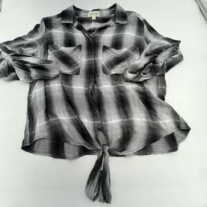 Cloth & stone black Plaid striped tie front button down shirt size M